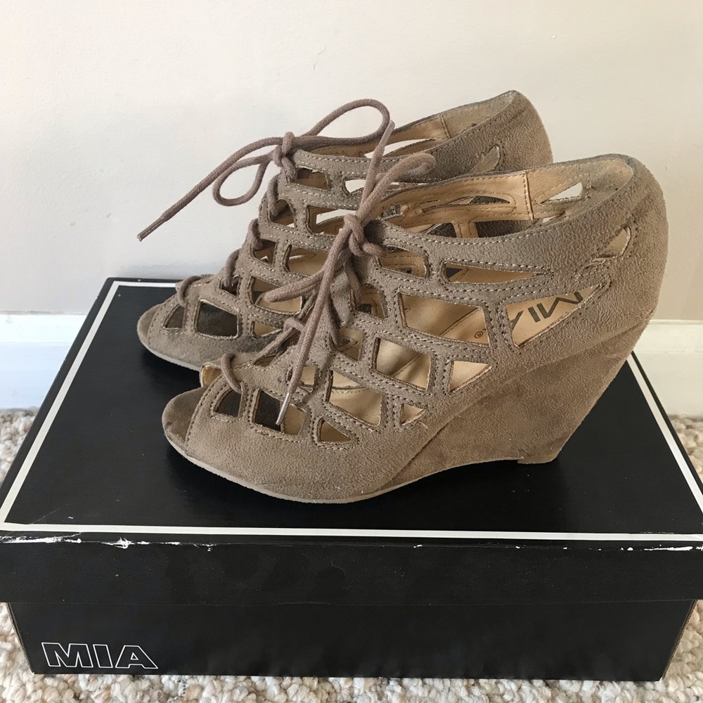 Mia Quincy Wedge Heels